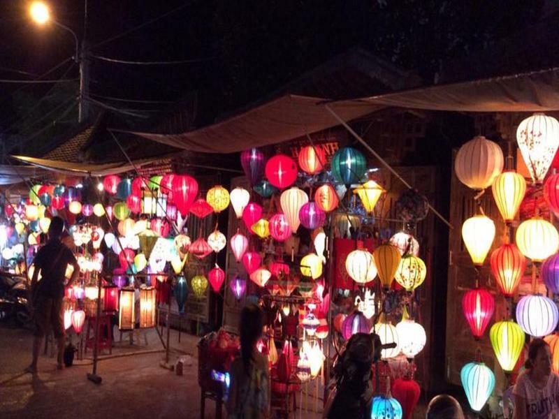 Center Homestay Hội An Buitenkant foto